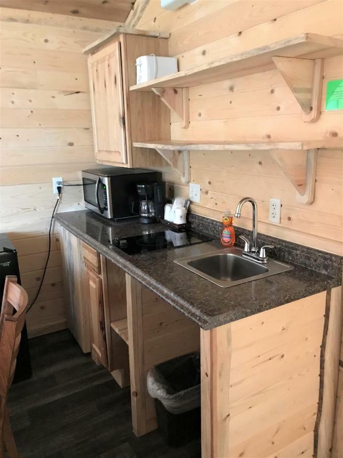 Drift Lodge Island Park Esterno foto