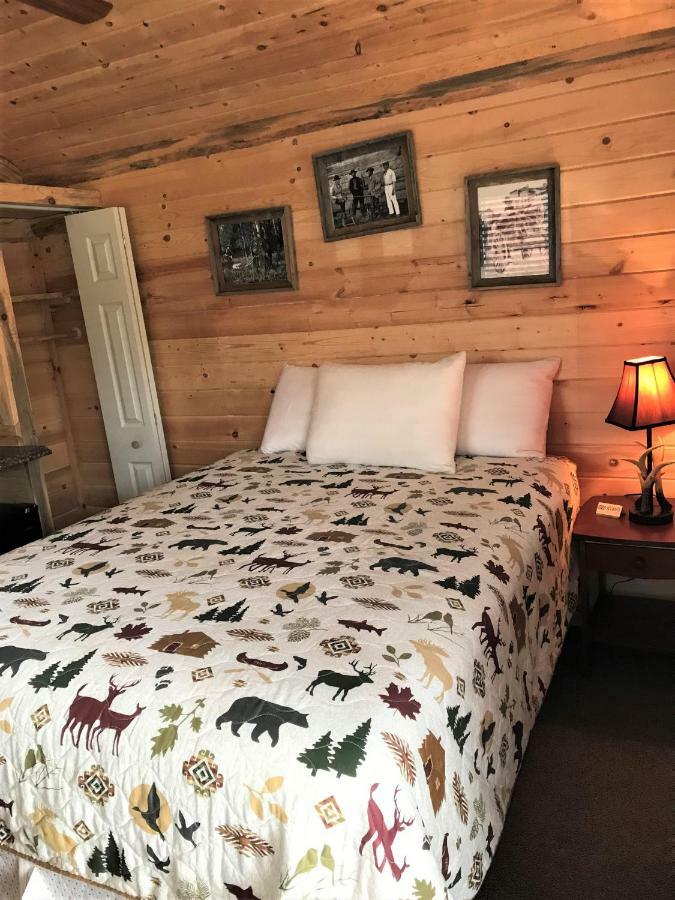 Drift Lodge Island Park Esterno foto