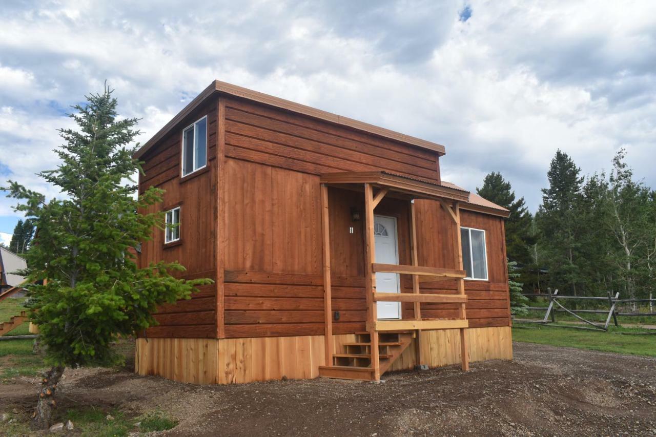 Drift Lodge Island Park Esterno foto