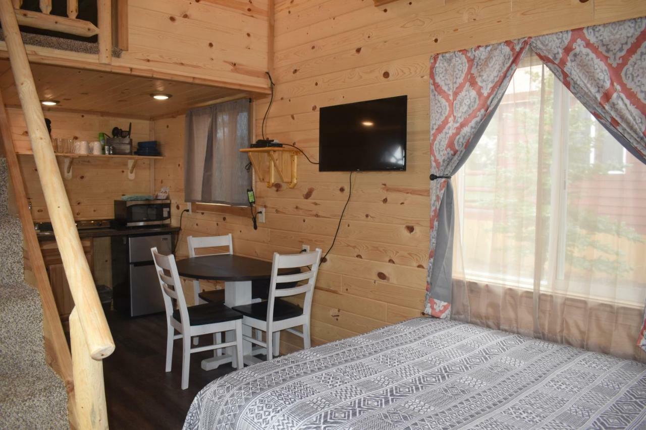 Drift Lodge Island Park Esterno foto